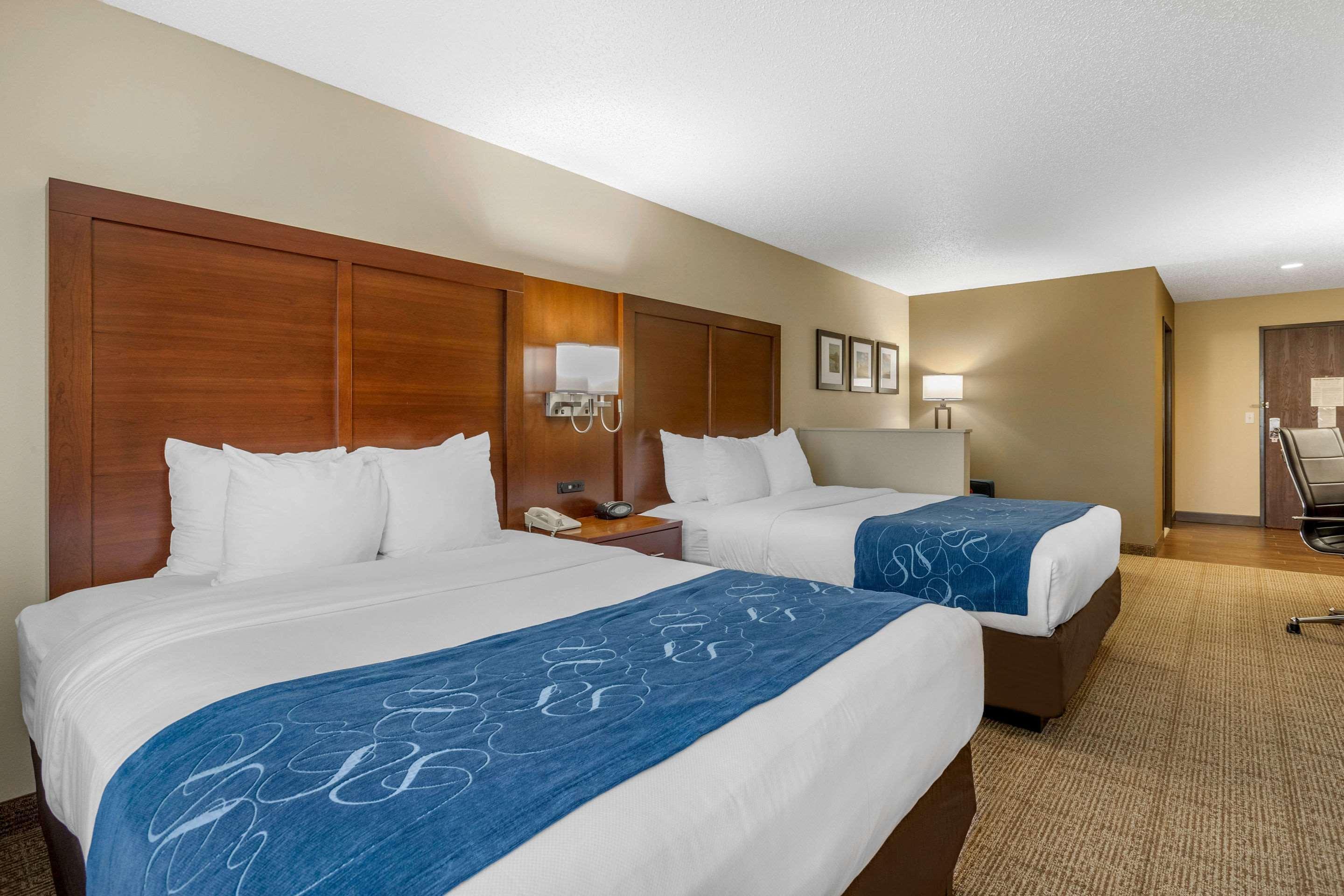 Comfort Suites Cedar Falls Eksteriør bilde