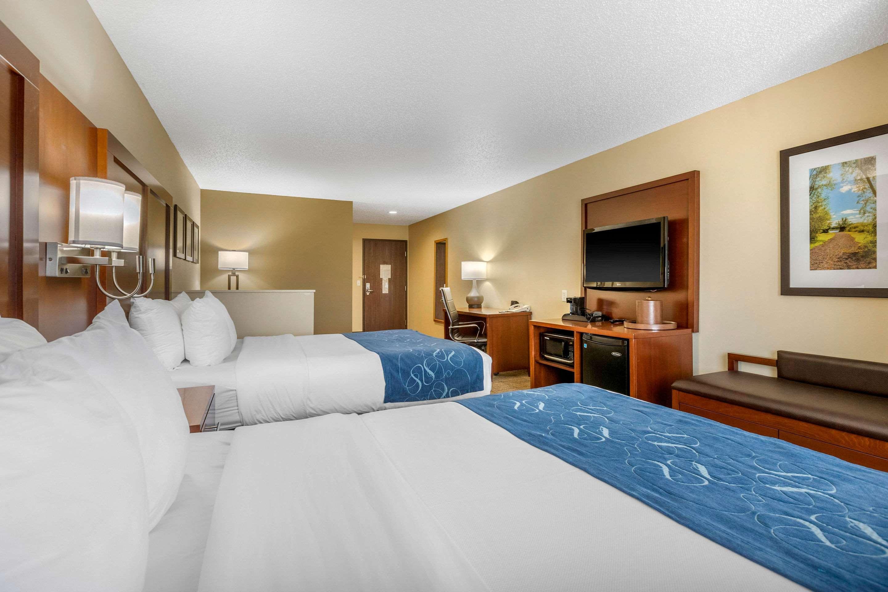 Comfort Suites Cedar Falls Eksteriør bilde