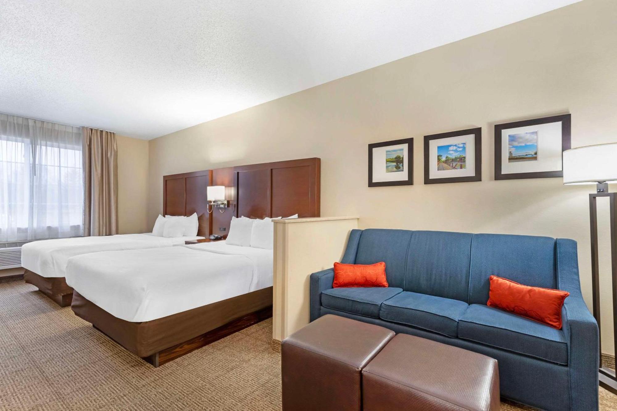 Comfort Suites Cedar Falls Eksteriør bilde