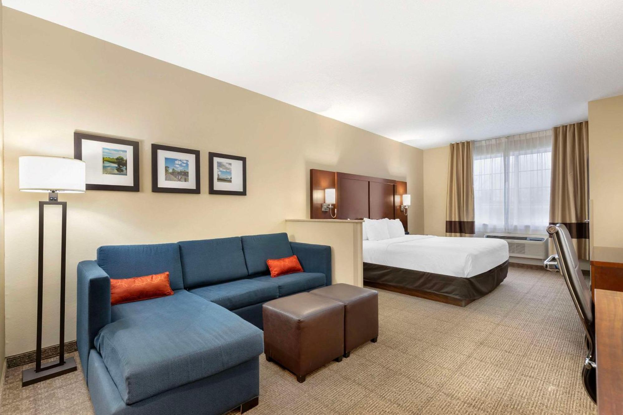 Comfort Suites Cedar Falls Eksteriør bilde